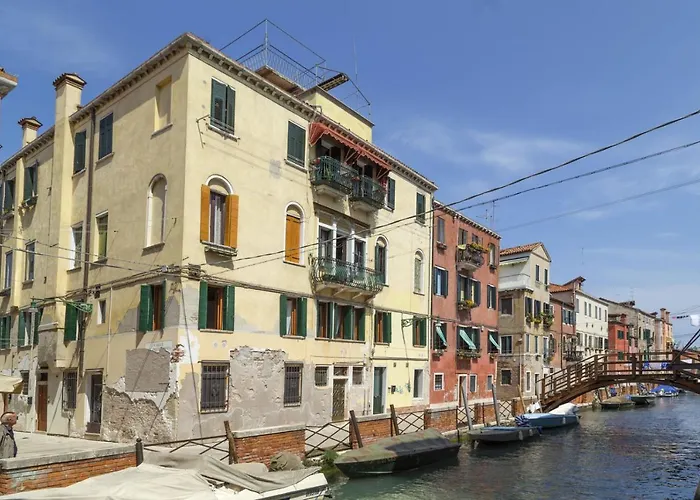 Laguna724 Bed & Breakfast